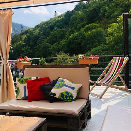 Borjomi Inn Екстериор снимка