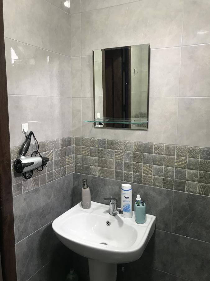 Borjomi Inn Екстериор снимка
